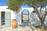 ELIA VILA SANTA MARIA PAROS